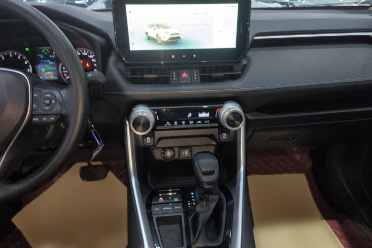 丰田 RAV4荣放 2024款 2.0L CVT两驱都市版局部细节16