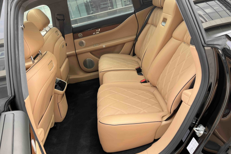 鸿蒙智行 享界S9 2024款 纯电 Ultra 四驱旗舰版中控内饰7003