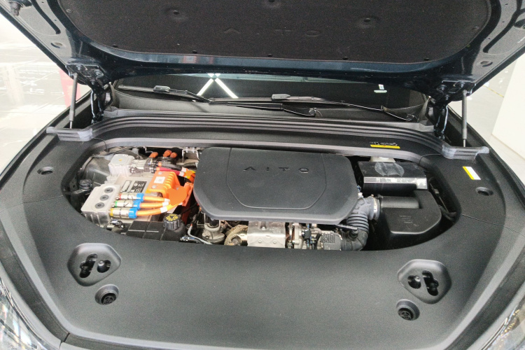 鸿蒙智行 问界M9 2024款 增程 Ultra版 42kWh 6座版局部细节24