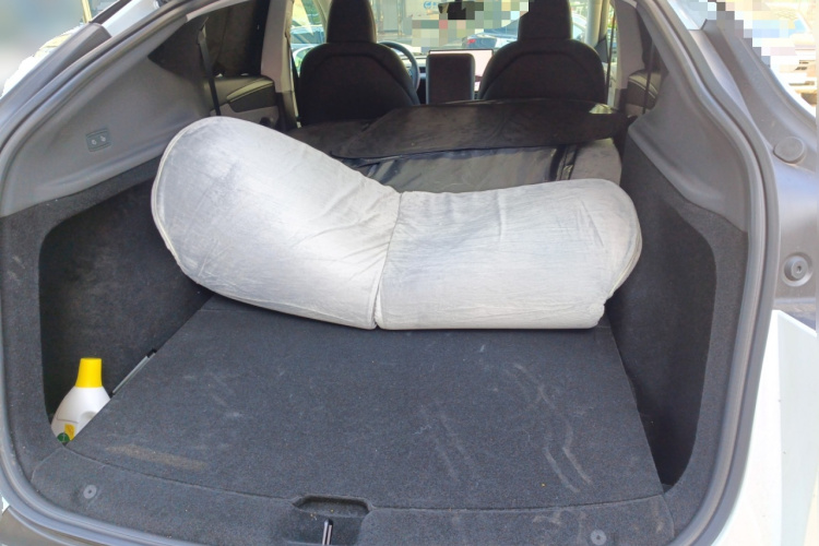 特斯拉 Model Y 2025款 后轮驱动版局部细节23