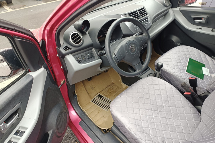 铃木 奥拓 2013款 1.0L 手动豪华型中控内饰20