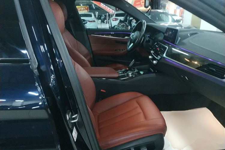 宝马5系 2019款 530Li xDrive M运动套装局部细节41