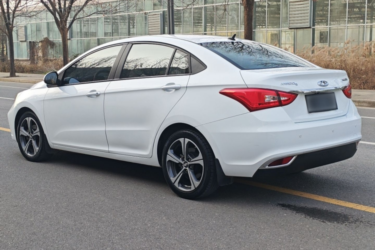 奇瑞 艾瑞泽5 2019款 1.5L 手动新青春版 国VI车身外观6007