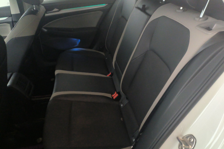 大众 高尔夫 2021款 280TSI DSG Pro中控内饰21