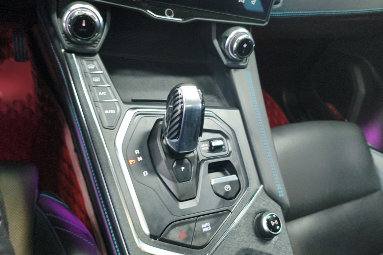 领克05 2022款 2.0TD 两驱耀Halo局部细节18