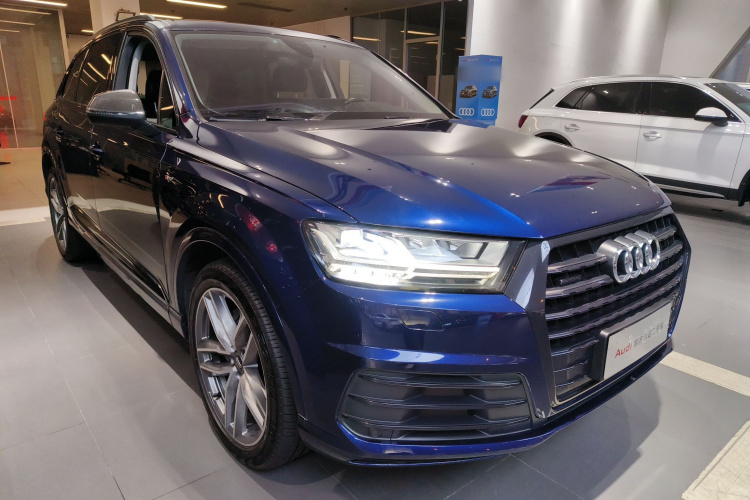 奥迪Q7 2018款 45 TFSI 技术型车身外观6002