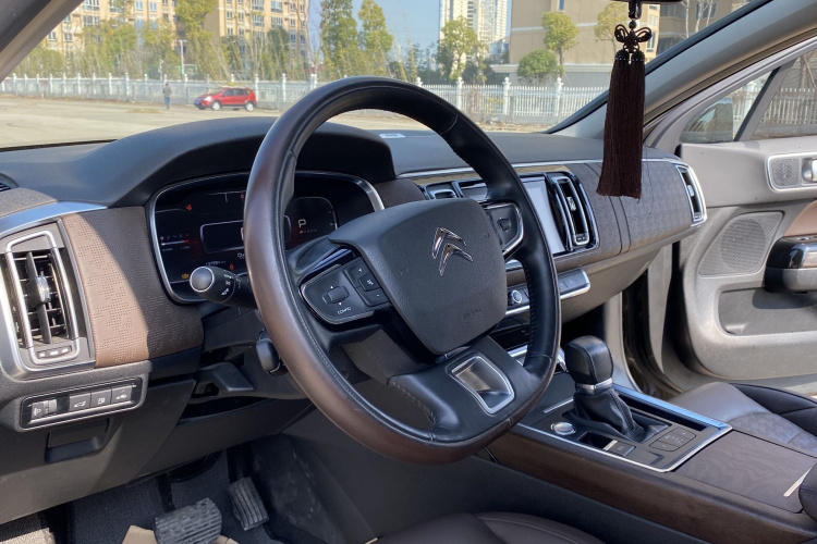 雪铁龙C6 2017款 380THP 旗舰型中控内饰7007