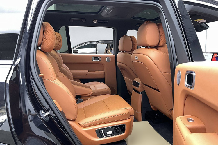 理想汽车 理想L9 2024款 Ultra中控内饰7011