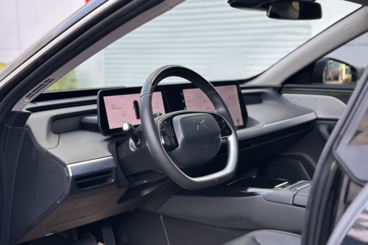 小鹏P7 2022款 480N+中控内饰7007