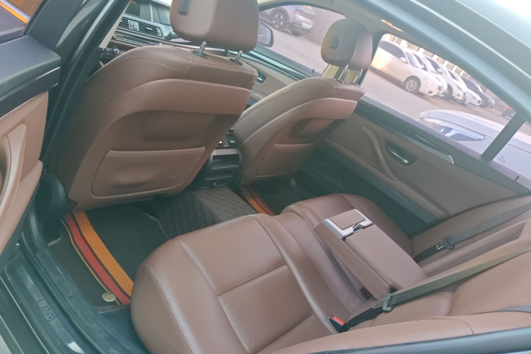 宝马5系 2017款 520Li 典雅型中控内饰21