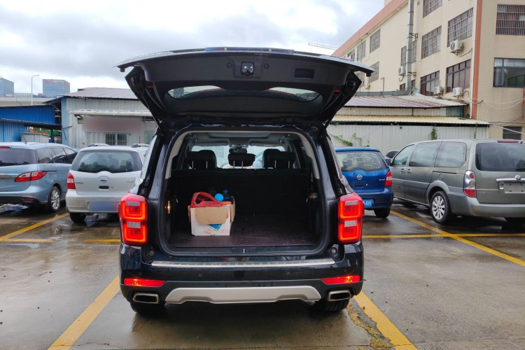 广汽传祺 传祺GS8 2017款 320T 两驱豪华智联版（七座）局部细节23