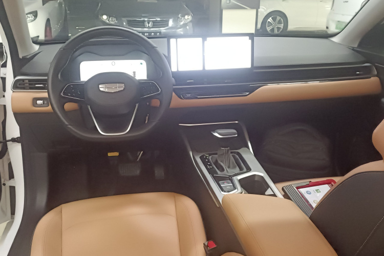 吉利汽车 帝豪 2025款 第4代 1.5L CVT旗舰型中控内饰12