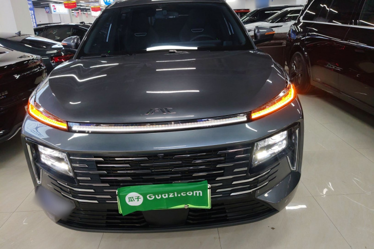 江淮汽车 江淮QX PHEV 2023款 120km 劲享版车身外观2