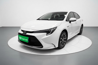 丰田 雷凌 2023款 智能电混双擎 1.8L 豪华版
