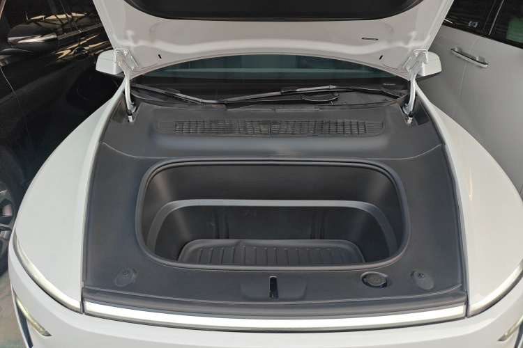 特斯拉 Model Y 2025款 后轮驱动版局部细节24