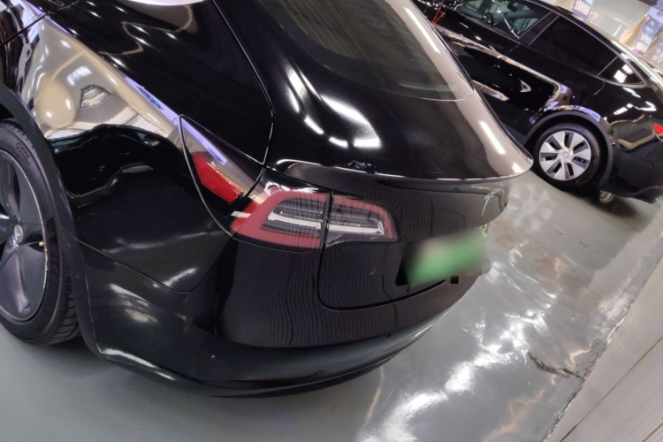 特斯拉 Model 3 2019款 标准续航后驱升级版车身外观6