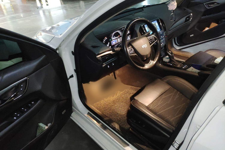 凯迪拉克ATS-L 2017款 28T 技术型中控内饰7003