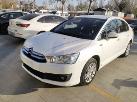 雪铁龙 世嘉 2016款 经典 三厢 1.6L 手动品尚型