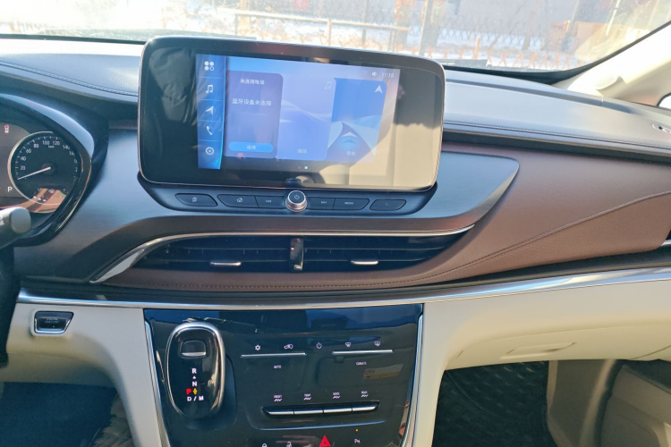 别克GL8 2020款 陆上公务舱 652T 舒适型局部细节16