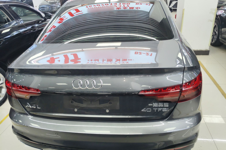 奥迪A4L 2022款 40 TFSI 豪华动感型车身外观6