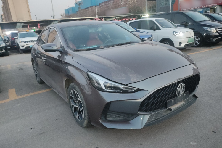 名爵 MG5 2022款 180DVVT CVT青春豪华版车身外观3