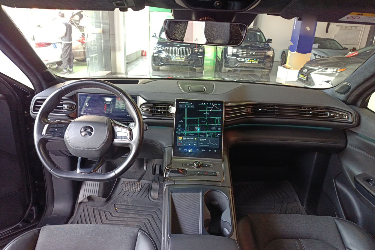 蔚来EC6 2022款 75kWh 性能版中控内饰7002