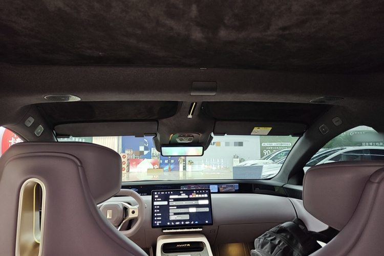 阿维塔12 2024款 700 三激光后驱奢享版局部细节22