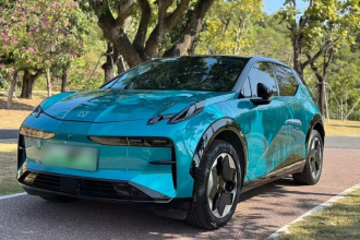 极氪X 2023款 后驱ME版 5座