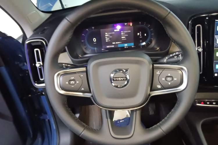 沃尔沃XC40 2023款 B4 四驱智远豪华版局部细节13