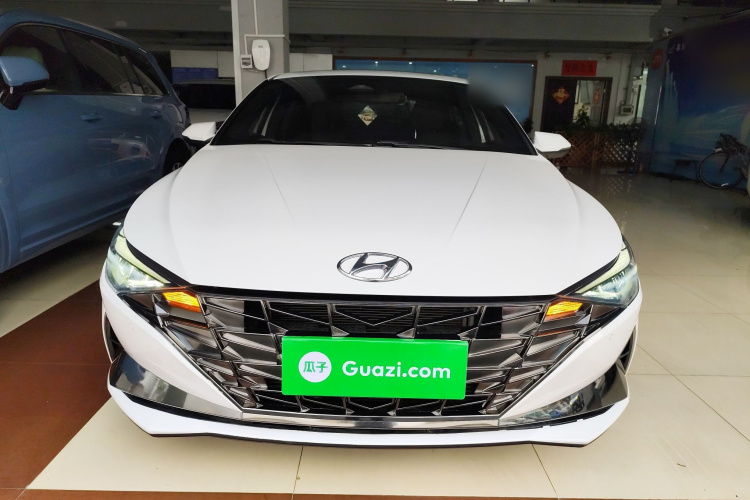 现代 伊兰特 2022款 240TGDi DCT LUX尊贵版车身外观6001