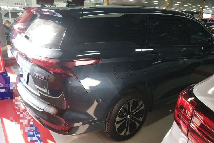 五菱汽车 五菱凯捷 2022款 280T 1.5T CVT旗舰型车身外观7