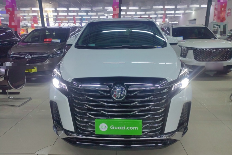 别克GL8 2023款 陆上公务舱 尊贵型车身外观2