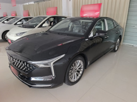 奔腾B70 2025款 龙耀版 1.5T 质享型