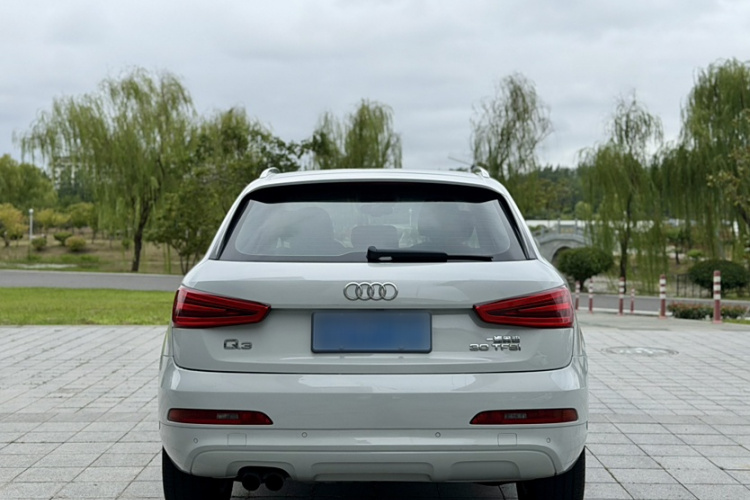 奥迪Q3 2015款 30 TFSI 舒适型车身外观6005
