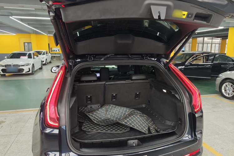 凯迪拉克XT4 2021款 28T 两驱领先型局部细节23