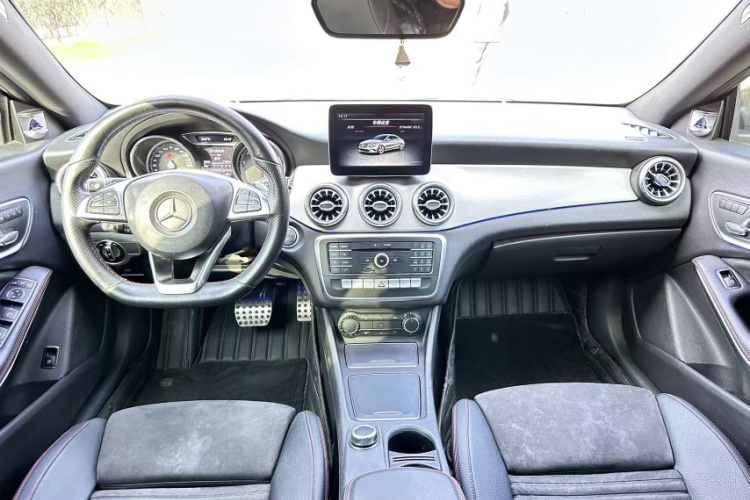 奔驰CLA 2016款 改款 CLA 220 4MATIC中控内饰7008