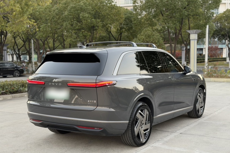 乐道L90 2025款 Max 六座版车身外观6005