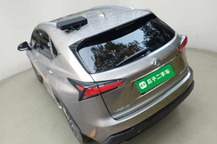 雷克萨斯NX 2015款 200t 全驱 锋尚版车身外观5