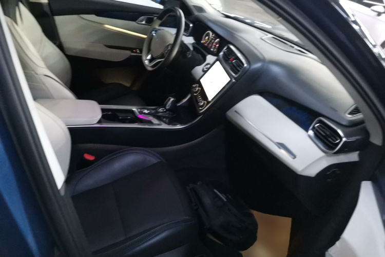 领克01 2017款 2.0T 两驱耀Pro版局部细节41