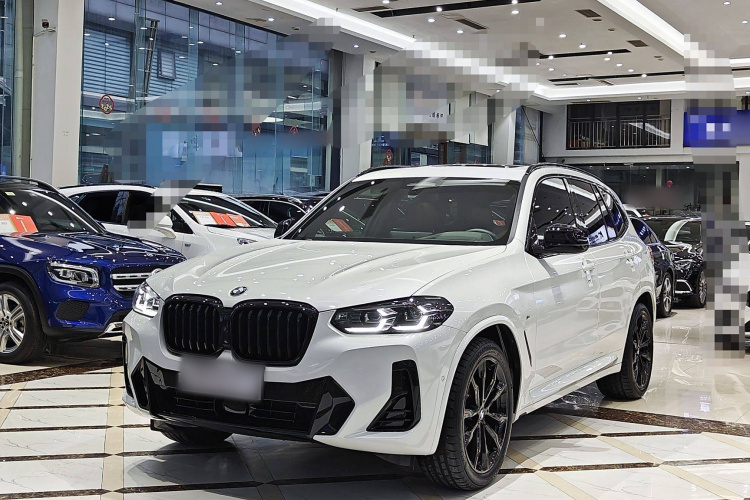 宝马X3 2022款 改款二 xDrive30i 尊享型 M曜夜套装车身外观6001