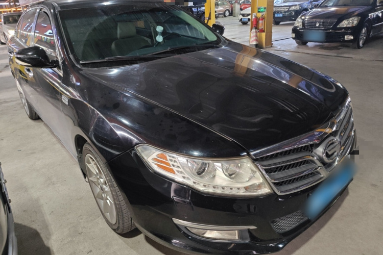 广汽传祺 传祺GA5 2013款 1.8T 自动尊贵版车身外观3