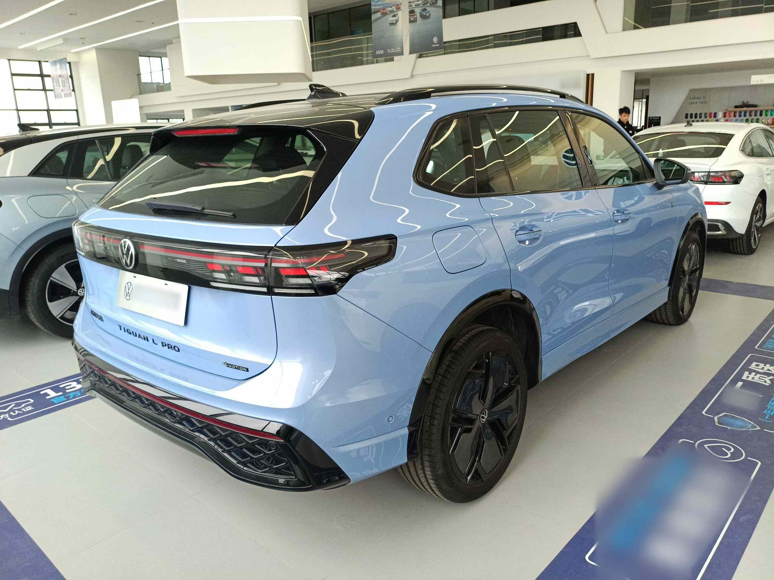 大众 途观L 2024款 PRO 380TSI 四驱R-Line智尊版(4)