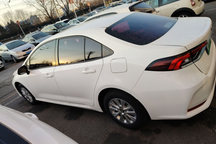 丰田 卡罗拉 2019款 1.2T S-CVT GL-i精英版车身外观6003