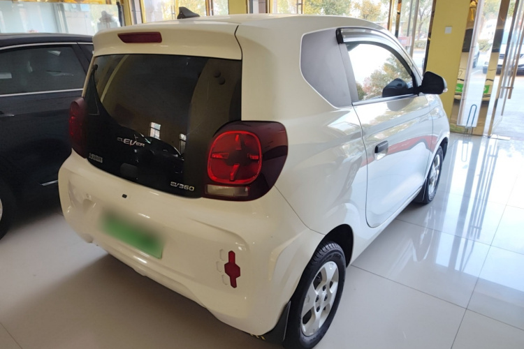 荣威 科莱威CLEVER 2021款 302km新四座超能版车身外观7