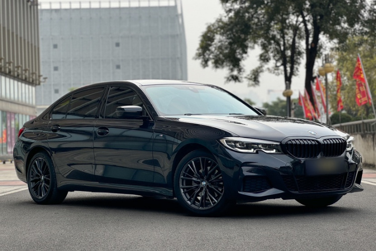 宝马3系 2022款 325Li M运动曜夜套装车身外观6001