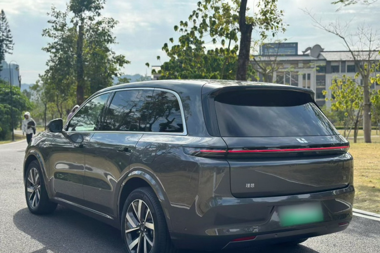 理想汽车 理想L8 2023款 Air车身外观6002