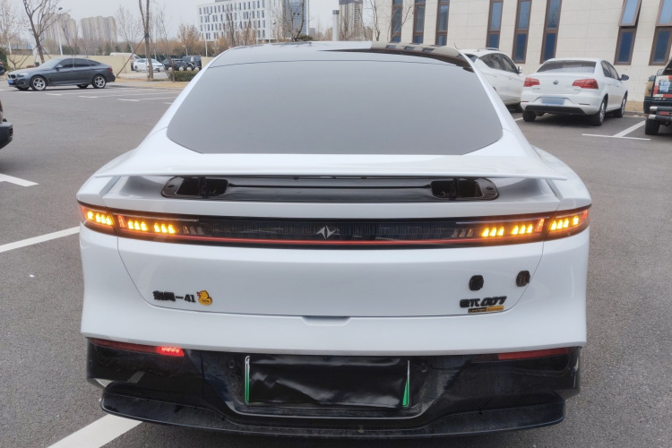 东风奕派 eπ007 2024款 纯电 530如奕版车身外观6