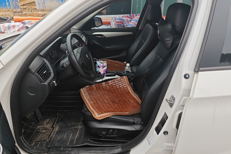 宝马X1 2013款 sDrive18i 时尚型局部细节19