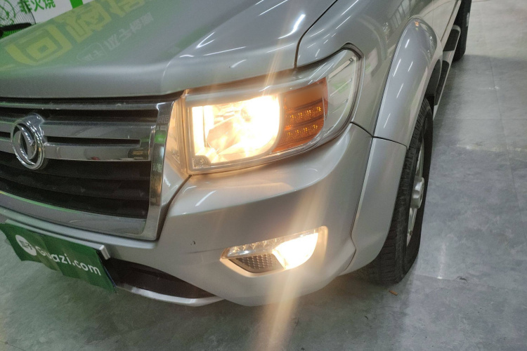 东风 锐骐 2019款 2.4L汽油国VI两驱标准型标箱2TZD局部细节36