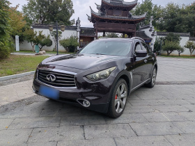 英菲尼迪QX70 2013款 3.7L 标准版